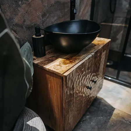 Heavens Embrace - Domček S Galériou A Terapiami Pri Slovenskom Raji Smižany