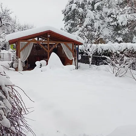 Heavens Embrace - Domček S Galériou A Terapiami Pri Slovenskom Raji Smižany